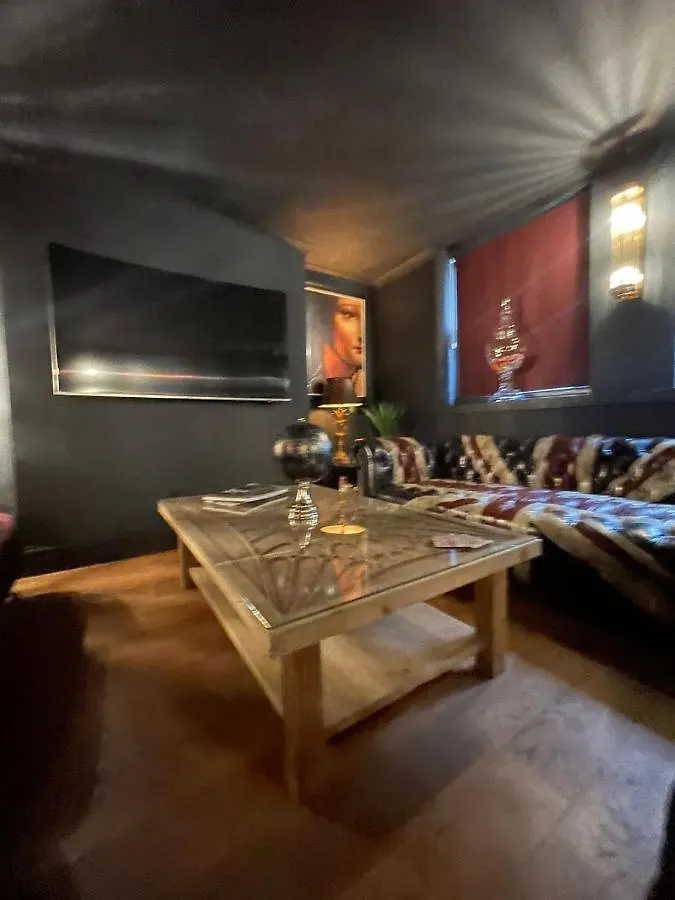 The 21 Luxury Seaside Apartment Brighton