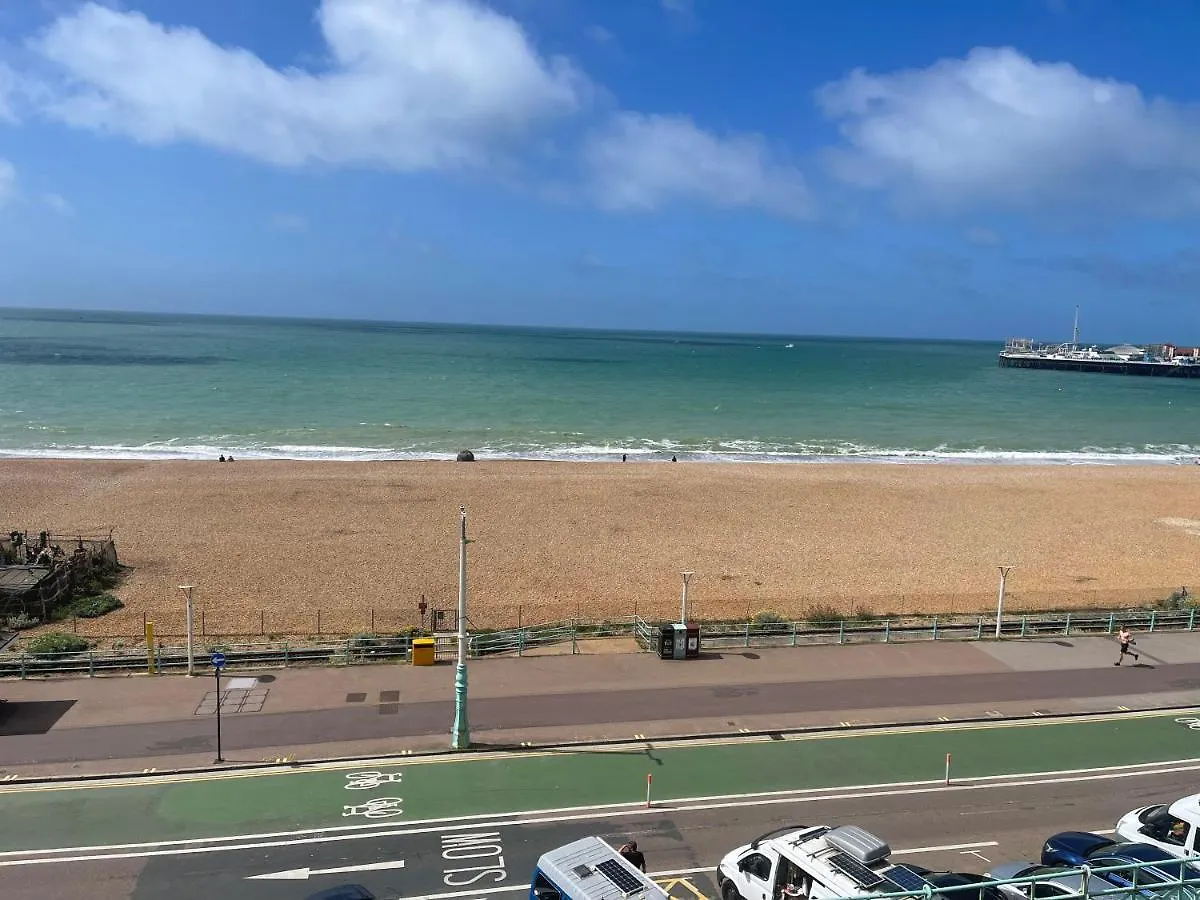 The 21 Luxury Seaside Apartment Brighton 0*,  Reino Unido